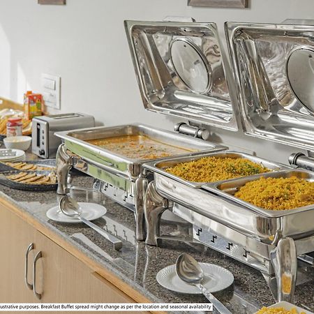 Itsy Hotels Anjali Mahal 500, Mtrs From Mathura Railway Station Eksteriør billede