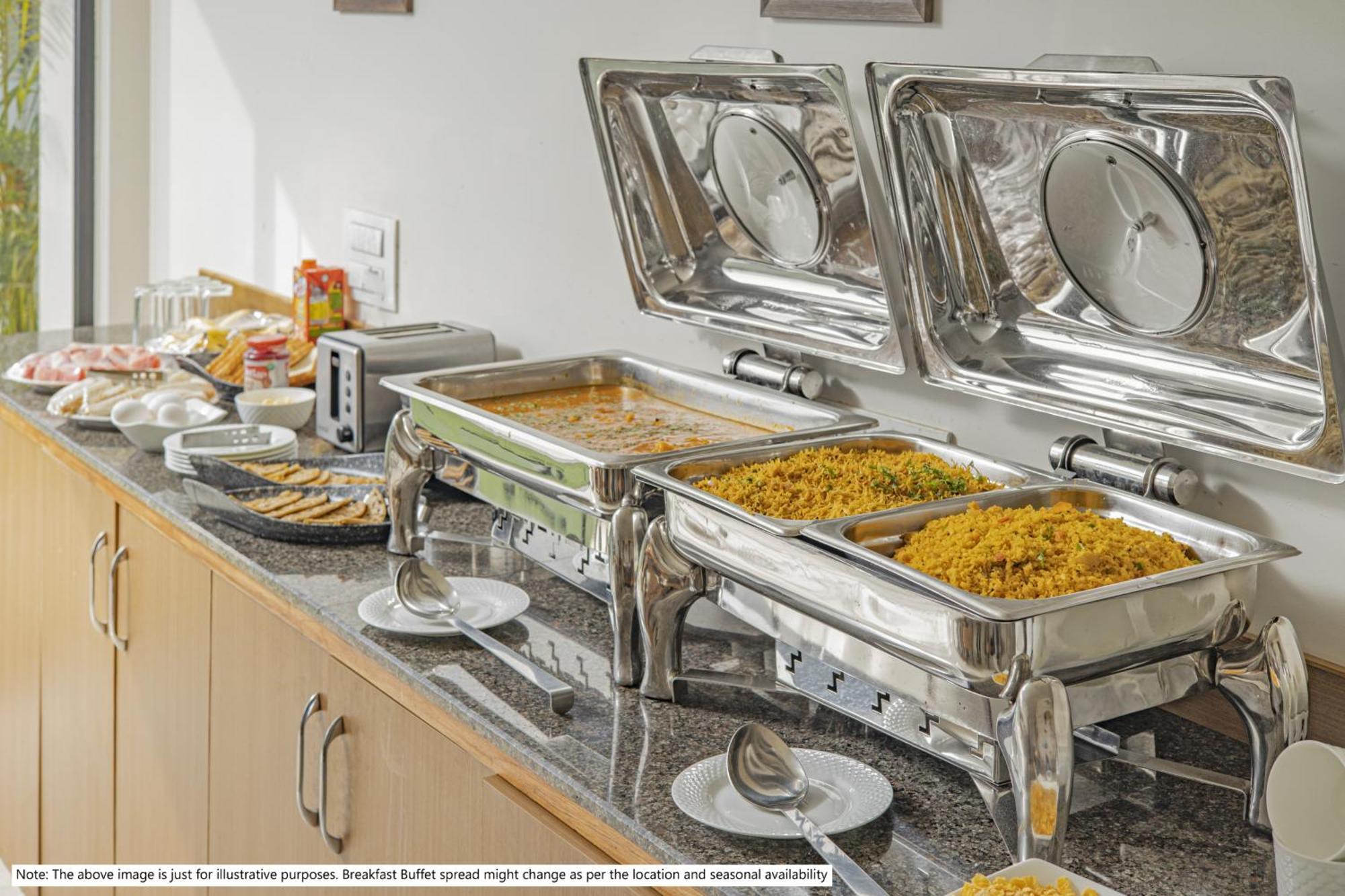 Itsy Hotels Anjali Mahal 500, Mtrs From Mathura Railway Station Eksteriør billede